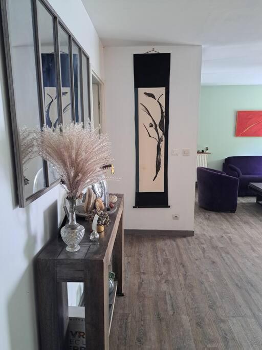Appartement Cosy Avec Jardin Et Parking ジュヌヴィリエ エクステリア 写真